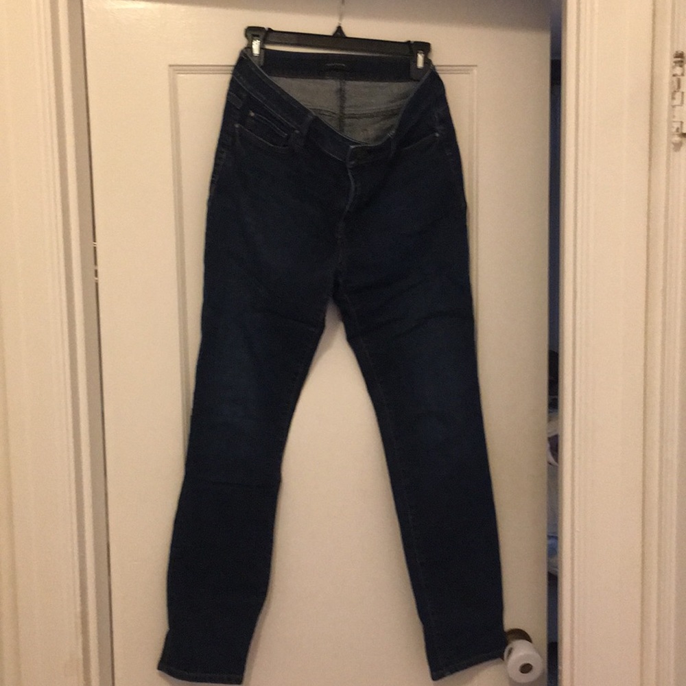 Ann Taylor dark wash jeans skinny curvy fit sz 8